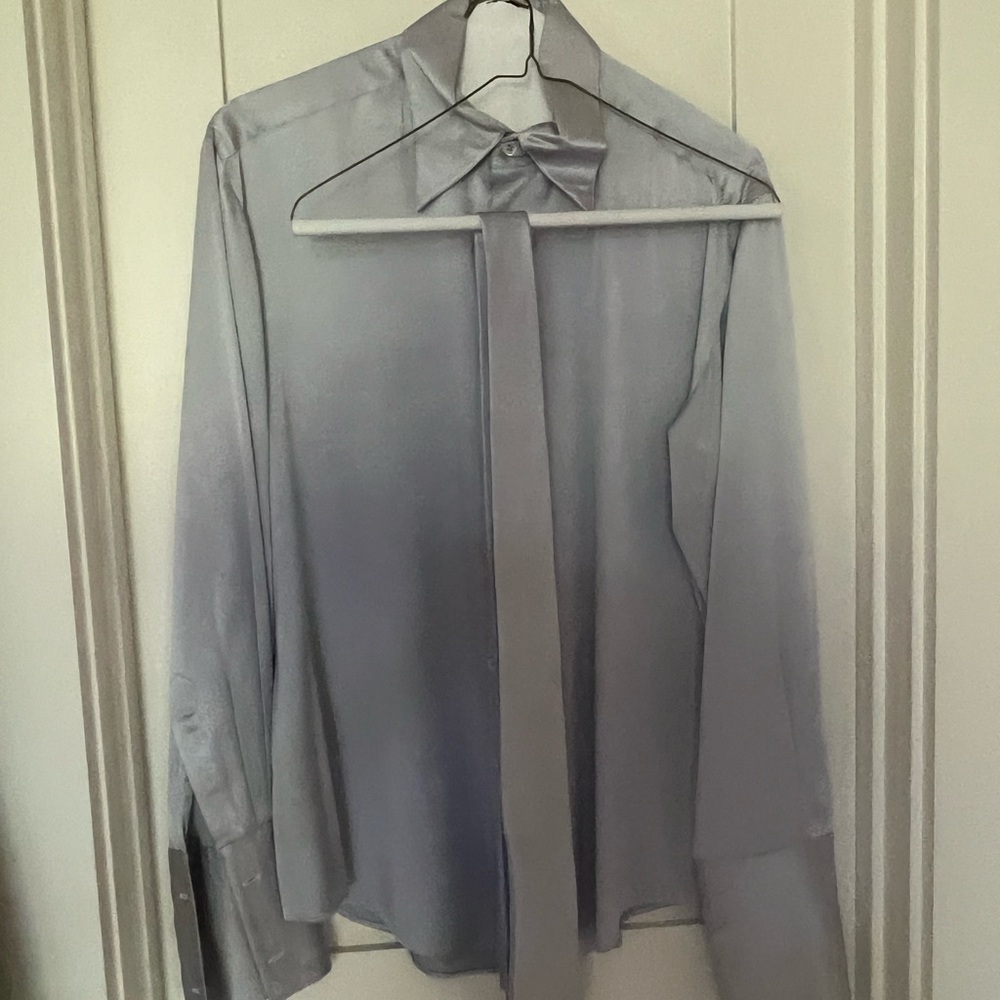 Richard Tyler Light Gray / Blue silk dressy men’s  Shirt + matching tie. Lg. EUC